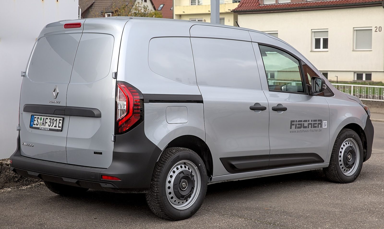 Renault Kangoo — photo by Alexander Migl, CC BY-SA 4.0, via Wikimedia Commons
